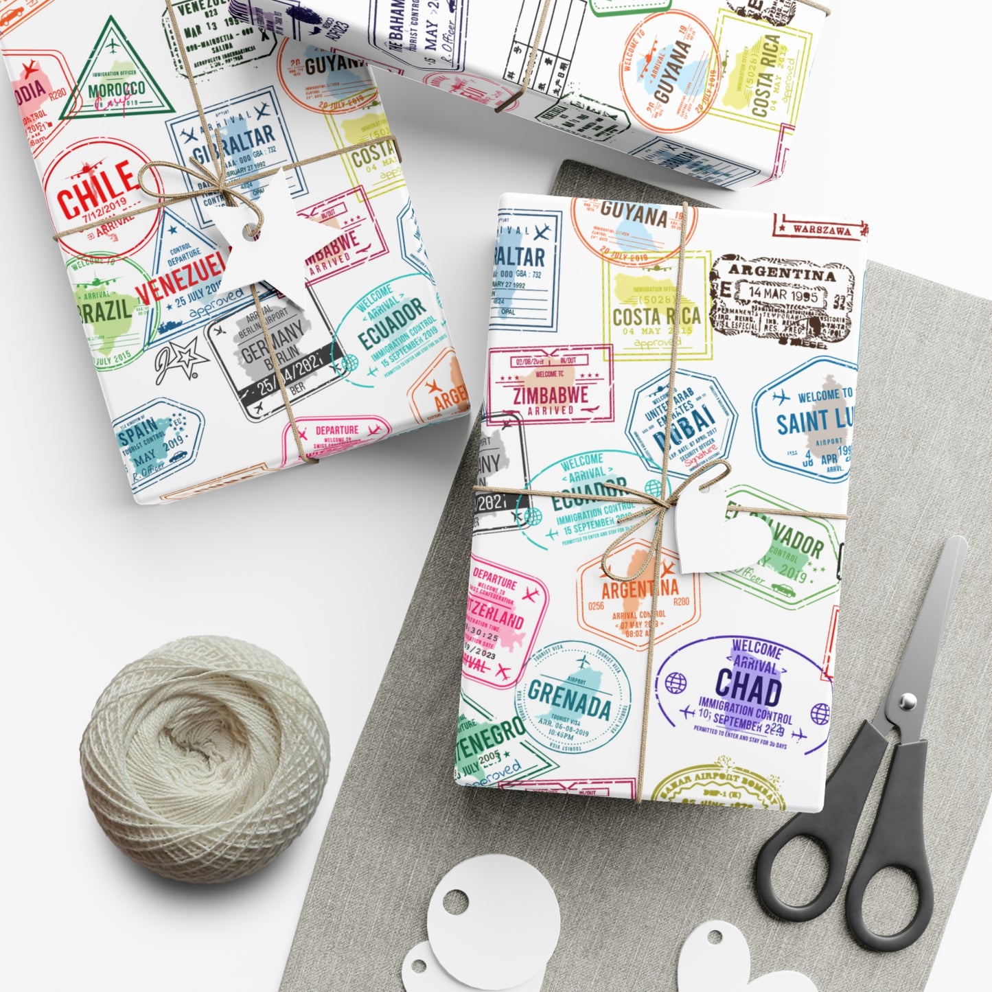 Travel-Themed Gift Wrap Papers – Perfect for Adventurers and Travelers